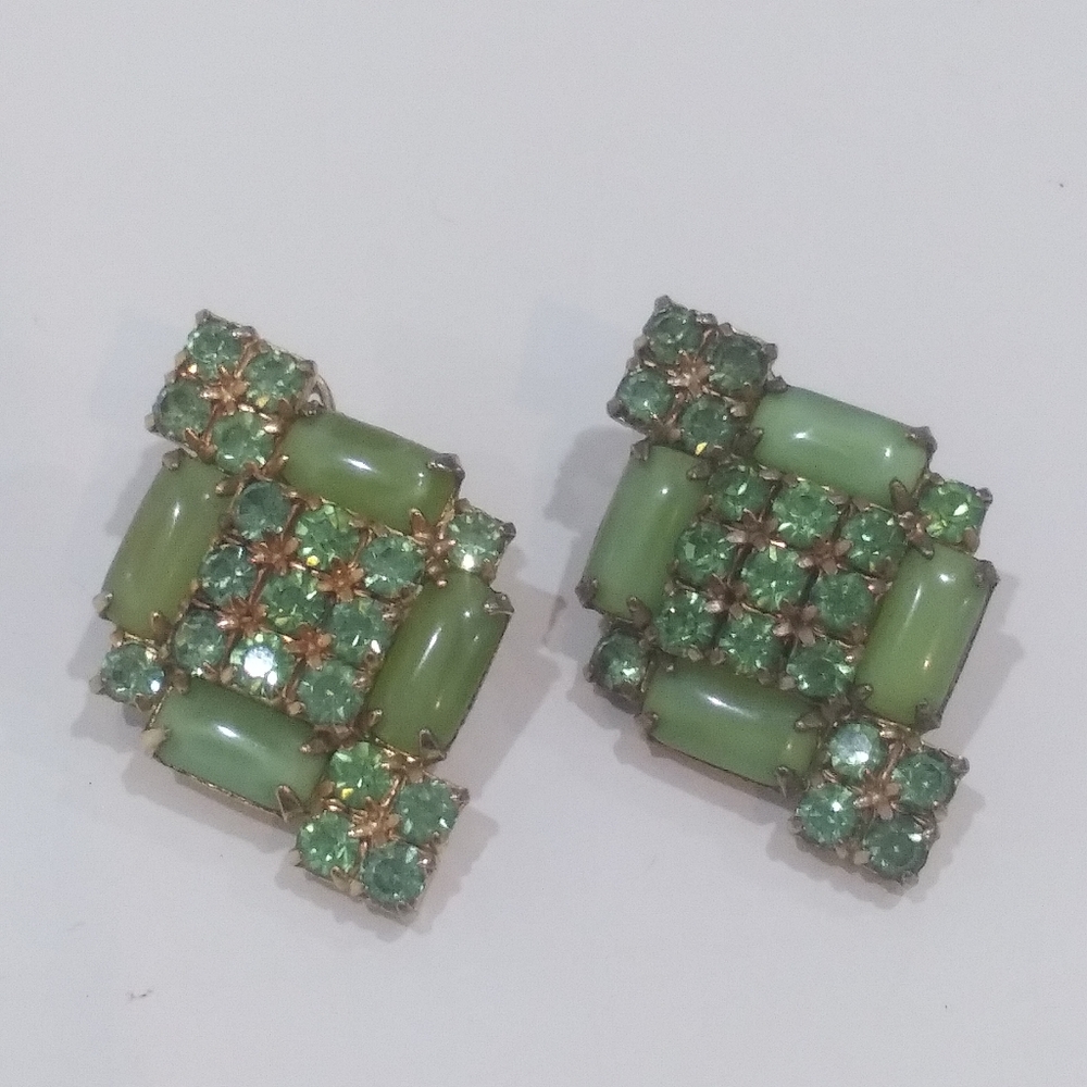 Vintage Midcentury Pale Green Rhinestone Earrings